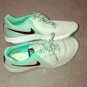 Nike sneakers like new